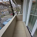 Seaside Apartment *